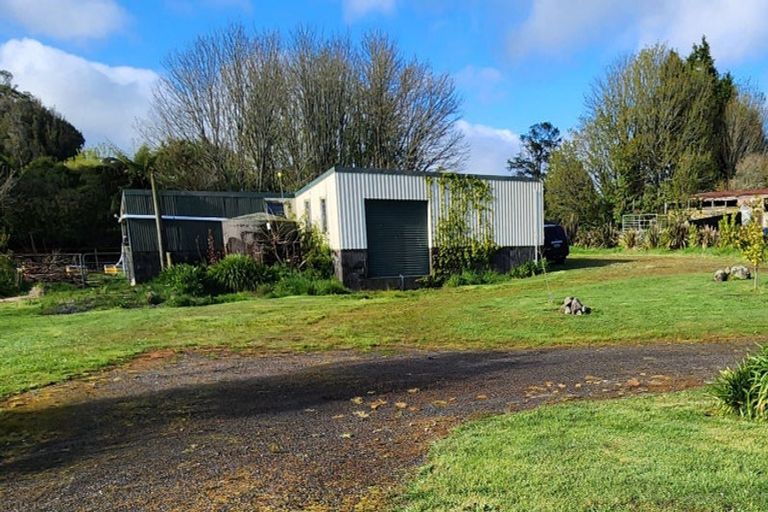 Photo of property in 287 Surrey Road, Tariki, Inglewood, 4388