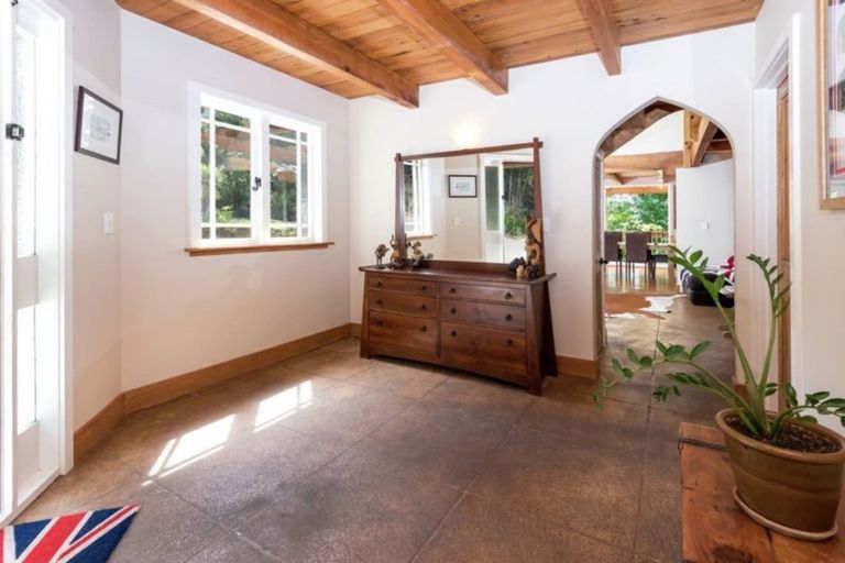 Photo of property in 37a Trelawn Place, Cockle Bay, Auckland, 2014