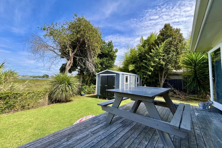 Photo of property in 1/16 Roseburn Place, Pakuranga, Auckland, 2010