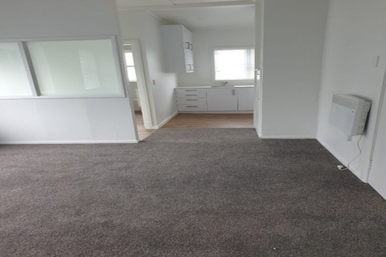 Photo of property in 42 Plunket Avenue, Petone, Lower Hutt, 5012