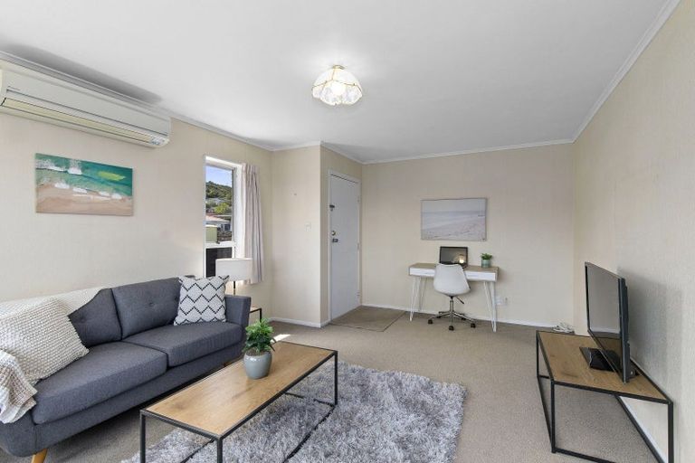 Photo of property in 24a Roband Crescent, Brown Owl, Upper Hutt, 5018