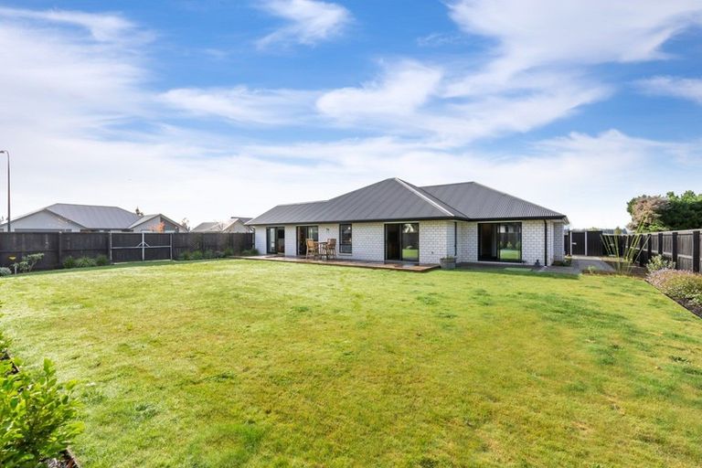 Photo of property in 4 Kingsdowne Drive, West Melton, 7618