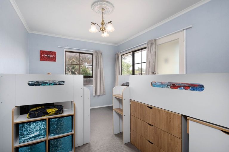 Photo of property in 33 Park View Avenue, Feilding, 4702