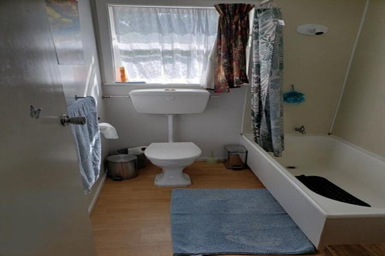 Photo of property in 17g Albert Street, Palmerston North, 4414