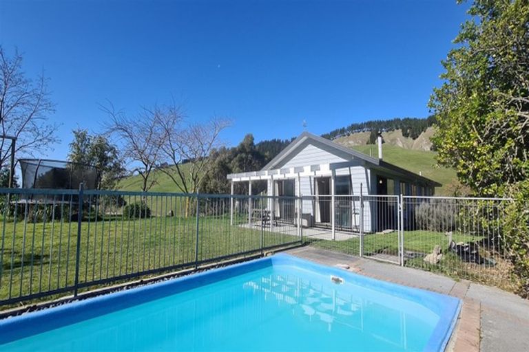 Photo of property in 814 State Highway 2, Pakipaki, Hastings, 4178