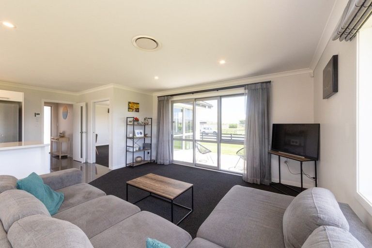 Photo of property in 96 Mount Taylor Drive, Feilding, 4775