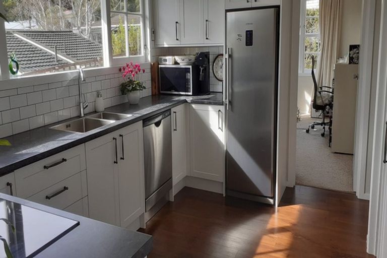 Photo of property in 6 Kerkwall Drive, Naenae, Lower Hutt, 5011