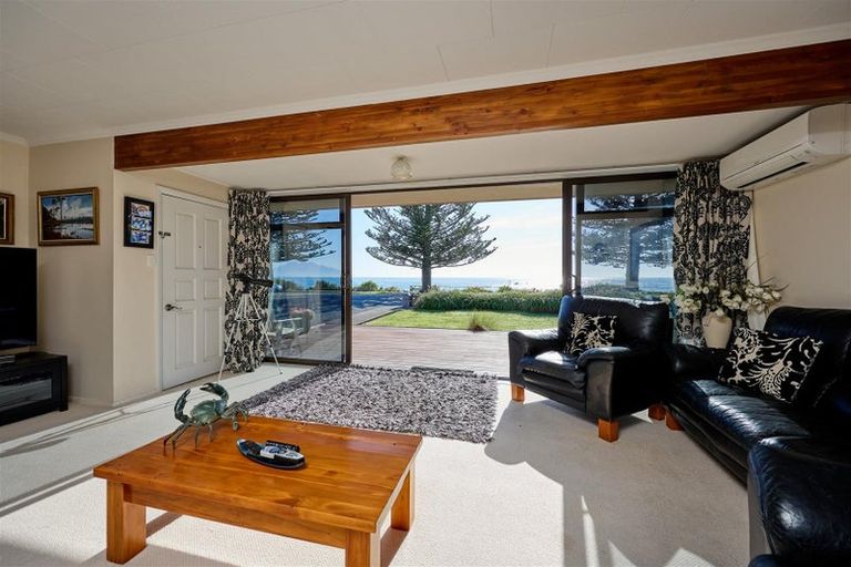 Photo of property in 136 Esplanade, Kaikoura, 7300