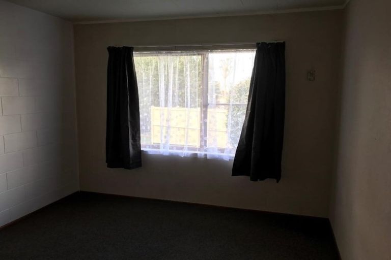 Photo of property in 5/4 Ashby Place, Pukekohe, 2120