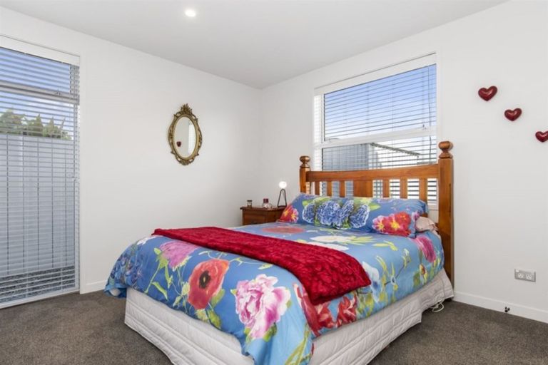 Photo of property in 19 Hiria Crescent, Papamoa Beach, Papamoa, 3118