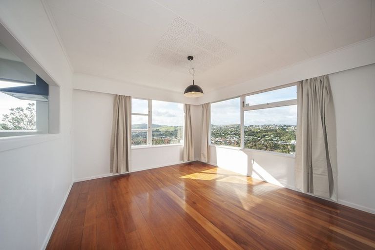 Photo of property in 1/65 Clifford Road, Johnsonville, Wellington, 6037