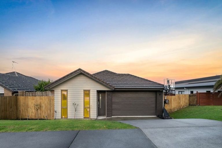 Photo of property in 9 Kilbryde Crescent, Pokeno, 2402