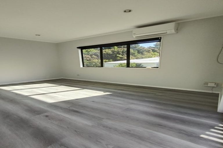 Photo of property in 2/11 Roseneath Place, Birkdale, Auckland, 0626