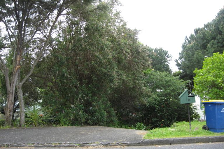 Photo of property in 12 The Terrace, Herald Island, Auckland, 0618