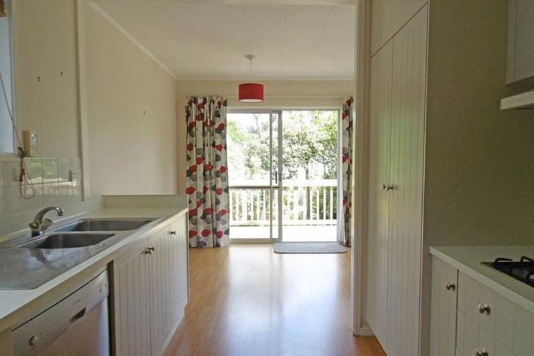 Photo of property in 2/65 Alexander Avenue, Torbay, Auckland, 0630
