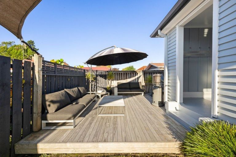 Photo of property in 44 Casey Avenue, Fairfield, Hamilton, 3214