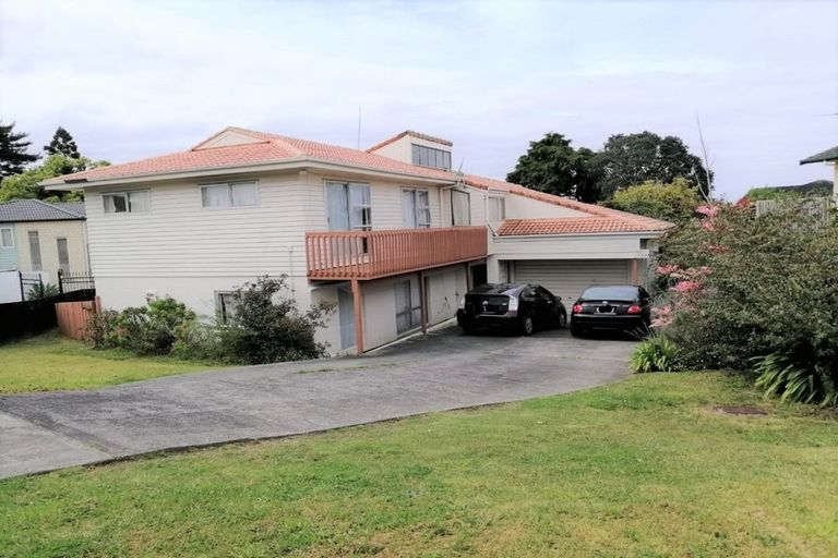 Photo of property in 9 Spence Road, Henderson, Auckland, 0612