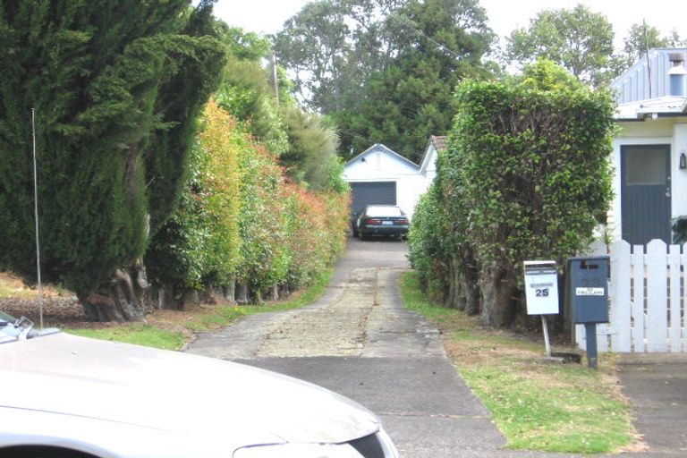 Photo of property in 25 Carlton Street, Hillsborough, Auckland, 1042