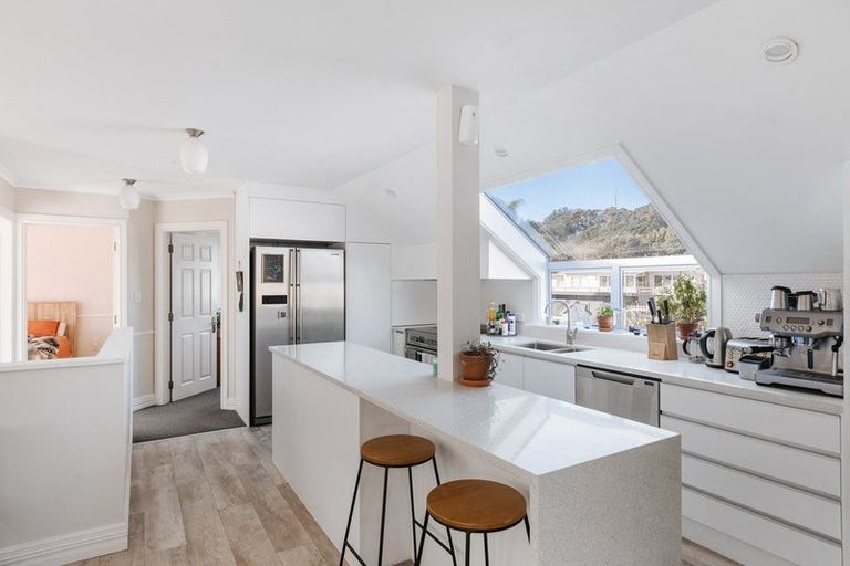 Photo of property in 50c Maunganui Road, Mount Maunganui, 3116