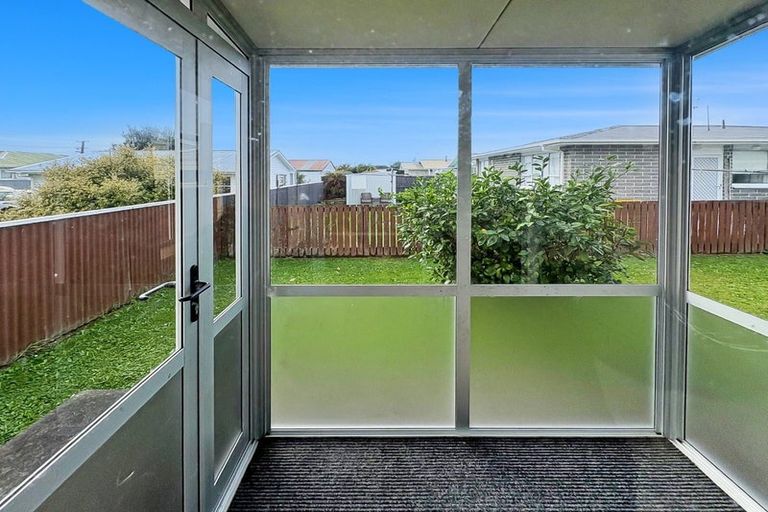Photo of property in 53 Liverpool Street, Levin, 5510