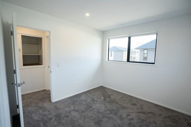 Photo of property in 1/27 Waiwhetu Road, Waiwhetu, Lower Hutt, 5010