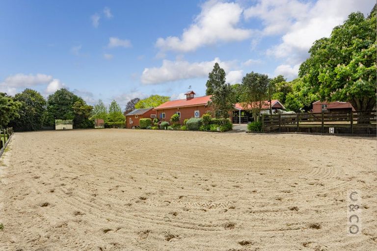 Photo of property in 218 Pomona Road, Kumeu, 0891