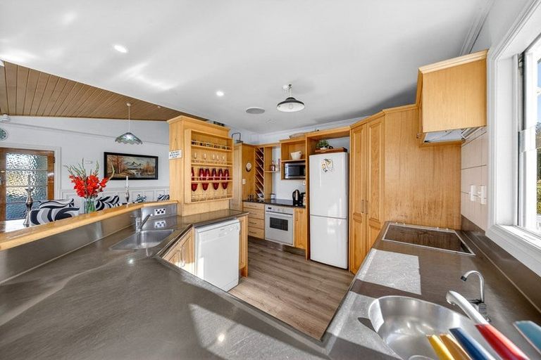 Photo of property in 23a Hupenui Road, Ahikouka, Greytown, 5794