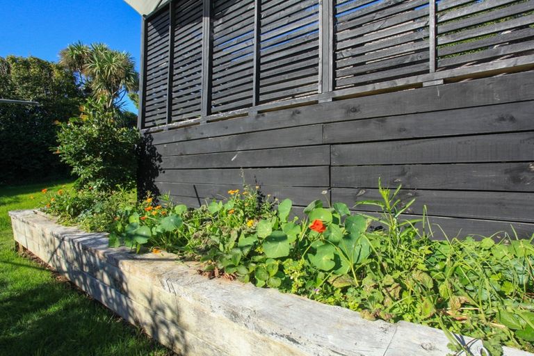 Photo of property in 7 Simon Road, Raglan, 3225