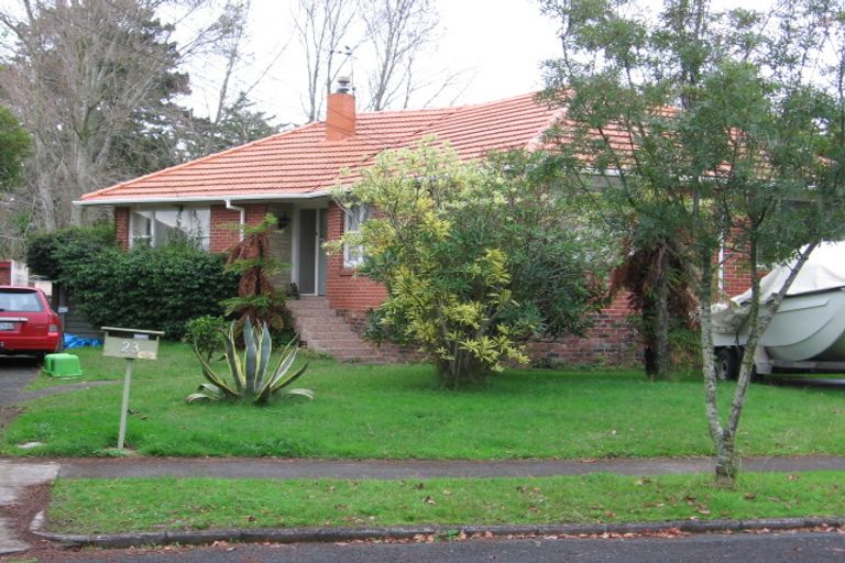 Photo of property in 23 Challinor Street, Pakuranga, Auckland, 2010