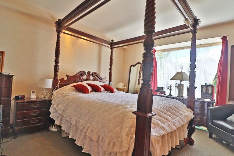 Photo of property in 19 Mitre Street, Gore, 9710