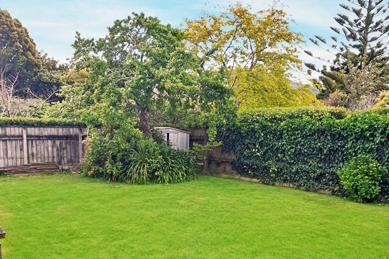 Photo of property in 23 Military Road, Boulcott, Lower Hutt, 5010