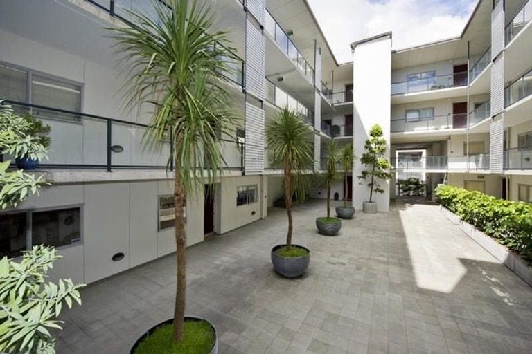 Photo of property in Zenith Apartments, 114/10 Fox Street, Parnell, Auckland, 1052