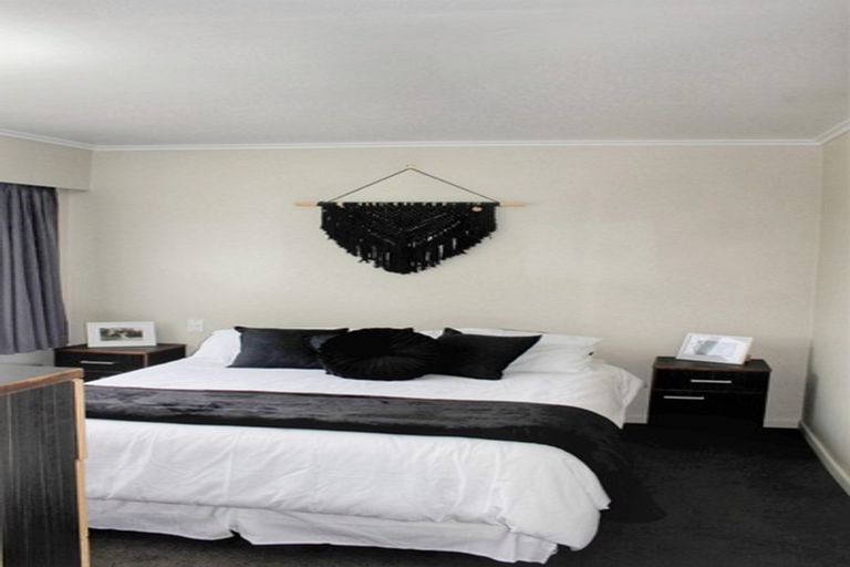 Photo of property in 28 Bickerstaffe Road, Maungaturoto, 0520