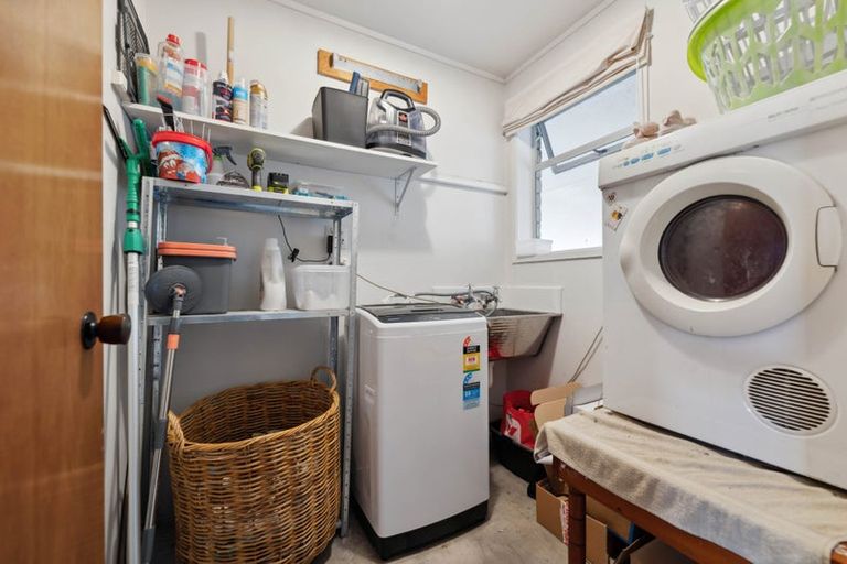 Photo of property in 86 Tamatea Road, Taupo, 3330