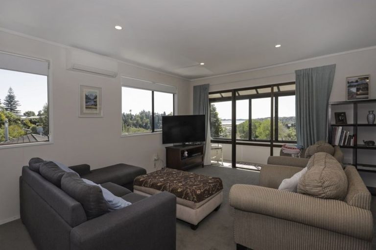 Photo of property in 6 Knox Place, Greerton, Tauranga, 3112
