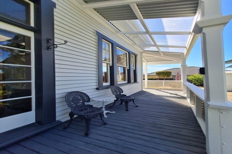 Photo of property in 110 Peel Street, Westport, 7825