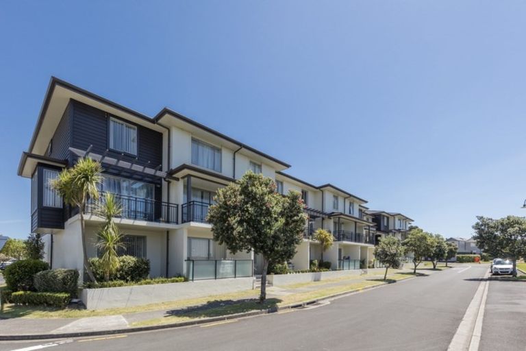 Photo of property in 6/21 Waihi Way, East Tamaki, Auckland, 2013