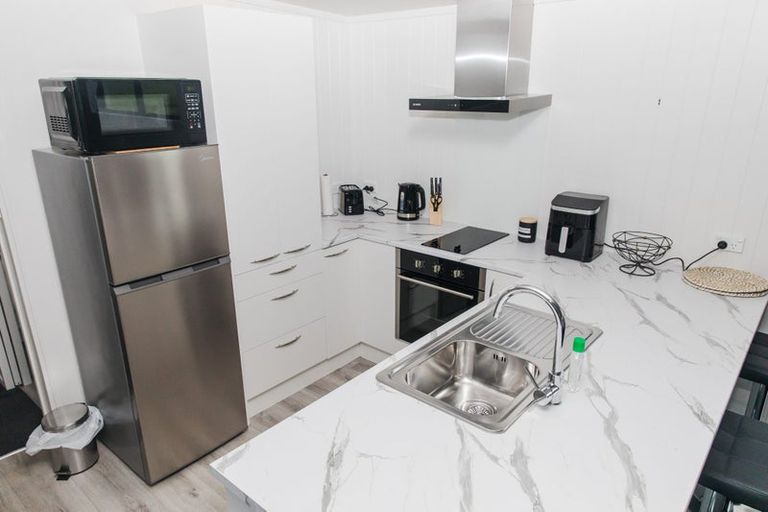 Photo of property in 261 Paparata Road, Bombay, 2675