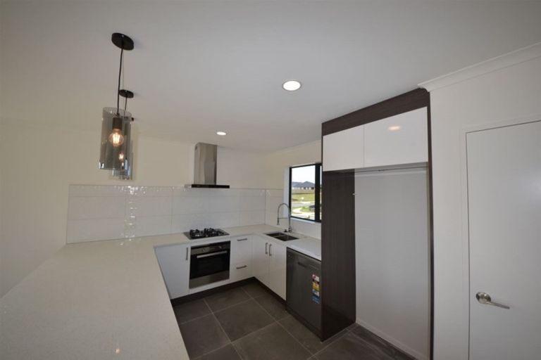 Photo of property in 6 Moyle Street, Pokeno, 2402