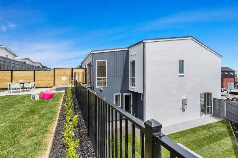 Photo of property in 33 Roundel Crescent, Whenuapai, Auckland, 0618