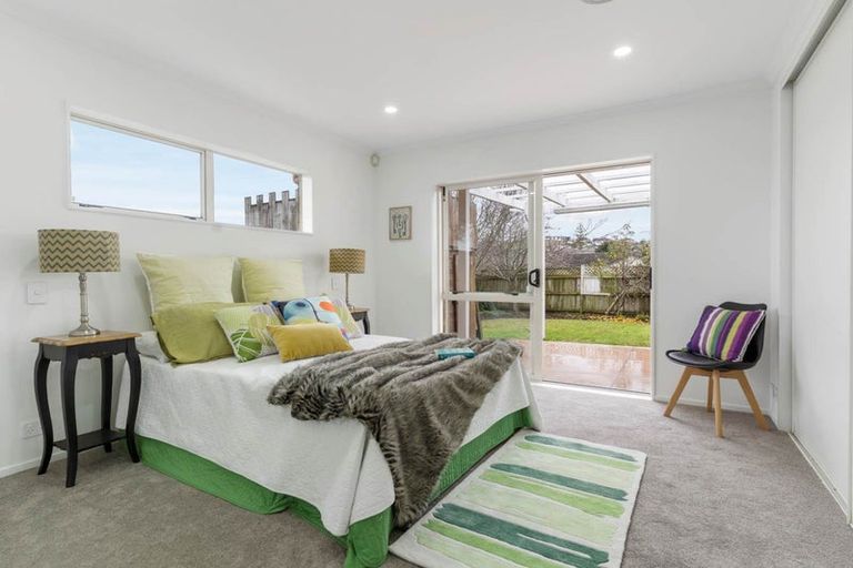 Photo of property in 3 Villino Place, Randwick Park, Auckland, 2105