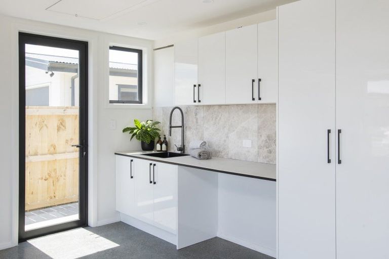 Photo of property in 3 Makakahi Street, Lytton West, 4071