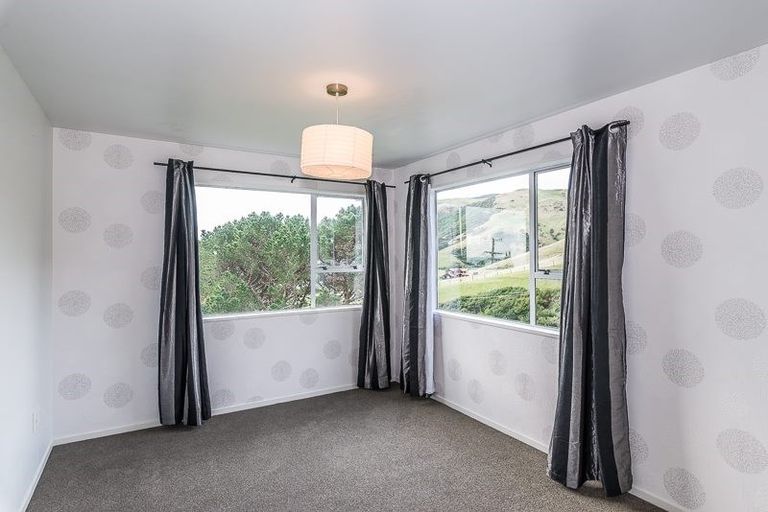 Photo of property in 86 Muri Road, Pukerua Bay, 5026