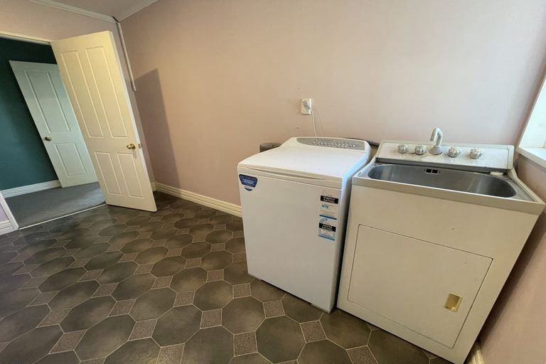 Photo of property in 36 Crossleigh Crescent, Balclutha, 9230