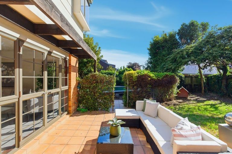 Photo of property in 27 Rubens Place, Burnside, Christchurch, 8053