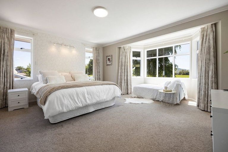 Photo of property in 46 Maclean Street, Cambridge, 3434