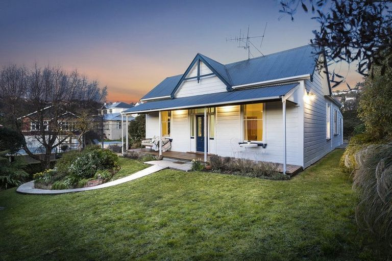 Photo of property in 24 Cranston Street, Andersons Bay, Dunedin, 9013