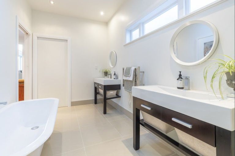 Photo of property in 68 Islington Street, Ponsonby, Auckland, 1011