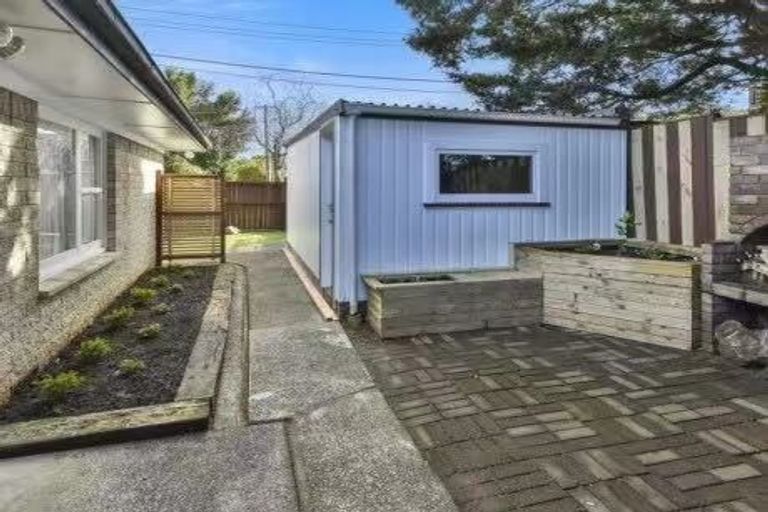 Photo of property in 1/2 Arthur Road, Hillpark, Auckland, 2102