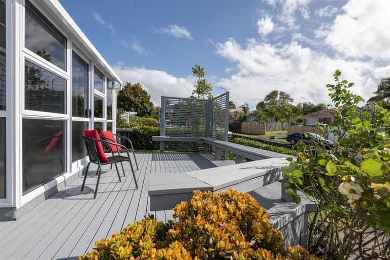 Photo of property in 39a Portadown Avenue, Pakuranga Heights, Auckland, 2010